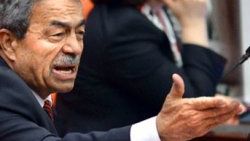 Kamer Genç: Cumhuriyet'in itibarı için yaptım