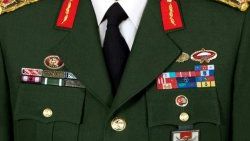 TSK'da reform: General ve Amiraller 5 yıl gençleşecek