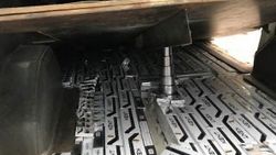 Hakkari'de minibüsten kaçak sigara çıktı