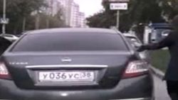 Rus kadın sürücü hırsızlık çetesinin kurbanı oldu