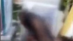 Sinirli adam buzdolabına kafa atmaktan kan içinde kaldı