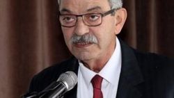 KKTC Başbakanı Ömer Kalyoncu istifasını sundu