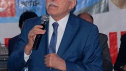 Mustafa Kamalak: Siyonistlere karşı mücadele veriyoruz