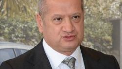 Tofaş'ın CEO'su görevinden ayrıldı