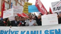 Öğretmenler MEB yasa tasarısını protesto etti