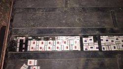 Kamyondan 13 bin 500 paket kaçak sigara çıktı