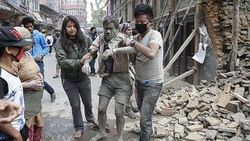 Nepal'deki depremde ölü sayısı yükseldi