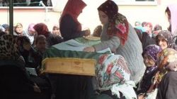 Okulda beyin kanaması geçiren öğrenci öldü
