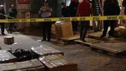 Kargocu elindeki kutuyu düşürünce mermiler ateş aldı