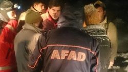 Kars'ta 300 koyunla kaybolan çoban, çadırda bulundu