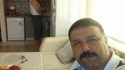 Zabıta memuru, arkadaşını 10 yerinden bıçakladı