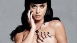 Katy Perry: 15 yaşında bir kadın arkadaşıma aşık olmuştum