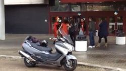 Sokak ortasındaki kız kavgasında beklenmedik son