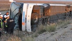 Afyonkarahisar'da otobüs kazası: 36 yaralı