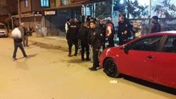 Kahvehanede gençler birbirine girdi: 2 yaralı