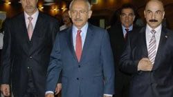 Kemal Kılıçdaroğlu'ndan Irak'ta türbe ziyareti