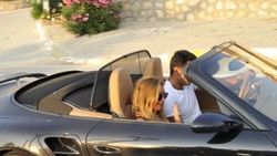 Sinem Kobal ve Kenan İmirzalıoğlu Çeşme yolunda