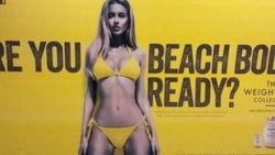 Londra'nın Müslüman başkanı bikinili reklamı kaldırttı