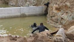 Köpeğini kurtarmak isterken boğuldu