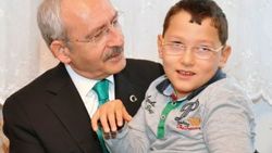 Kılıçdaroğlu'ndan engelli çocuğa tekerlikli sandalye