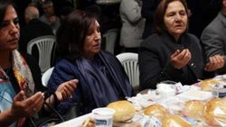 Selvi Kılıçdaroğlu şehitler için okutulan mevlide katıldı