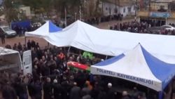 Roketli saldırıda hayatını kaybeden kadın toprağa verildi