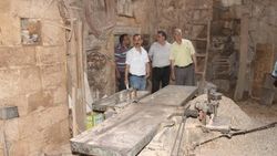 Mardin'de satılığa çıkarılan 500 yıllık kilise incelendi