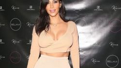 Kim Kardashian kızına ada satın alacak