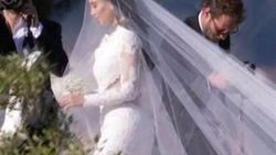 Kim Kardashian'ın gelinliği