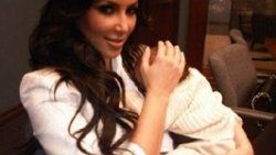 Kim Kardashian'ın kilo verip vermemek hiç umrunda değil