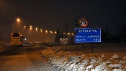 Kütahya'da kar nedeniyle eğitime bir gün ara verildi