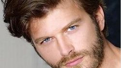 Kıvanç Tatlıtuğ amca oluyor