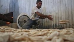 Kobani'deki fırından IŞİD'le savaşanlara ücretsiz ekmek