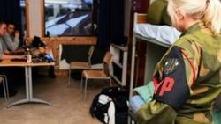 Norveç ordusuna unisex koğuş İZLE