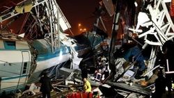 YHT kazası davası: 3 TCDD görevlisi adliyeye sevk edildi
