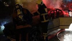 Hareket halindeki lüks aracın motoru alev aldı