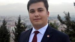 Kahramanmaraş'ta 18 yaşına giren genç muhtar adayı oldu