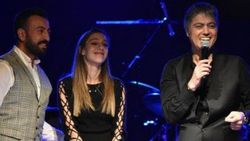 Cengiz Kurtoğlu öpüşen çifte tepki gösterdi