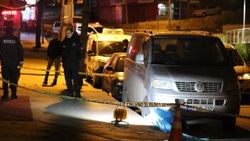 Ümraniye’de 15 yaşındaki genç kız camdan atladı