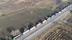 İhracat rekoru sınır kapılarındaki tır trafiğine yansıdı