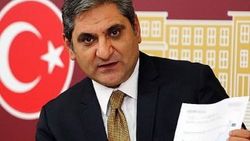 CHP'li Erdoğdu'dan Metin Akpınar'a destek mesajı