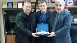 Takside unutulan 46 bin TL’yi sahibine teslim etti