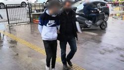 Kuşadası’nda aranan iki şüpheli yakalandı