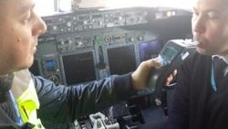 Atatürk Havalimanı’nda pilotlara alkol testi