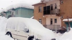 Ovacık'ta kar kalınlığı 3 metrede