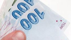 Sahte evrak ile devletten fazladan 70 bin TL maaş aldı
