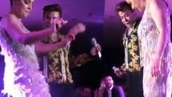 Fatih Ürek'ten Ebru Gündeş'e göbek dansı