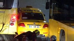 Haliç'te sürücülerin yol vermeme inadı kazaya neden oldu