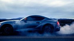 İlk Toyota Supra 2.1 milyon dolara satıldı