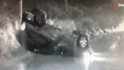 Kartal'da takla atan araçtan 2 kişi yara almadan kurtuldu